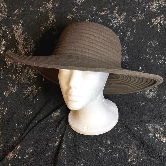 100% Wool Brown Sunhat 57 cm Ridged Festival Floppy Sun Hat Cute Womens USED - Picture 1 of 9